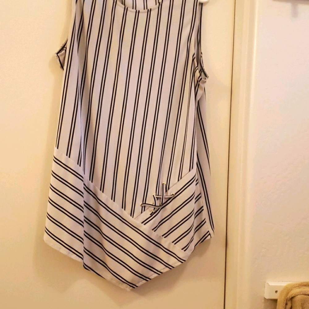 Asymmetrical shirt